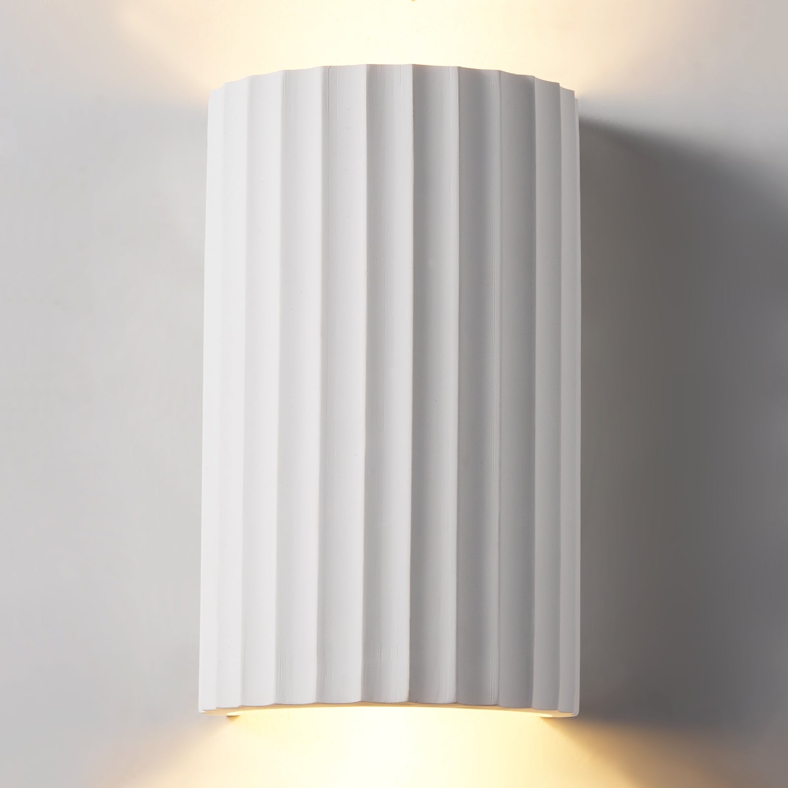 Modern Wall Light, 2xGU10 Cap Up and Down, White Ceramic, Wave Pattern